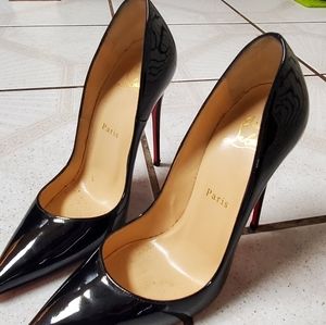 SO Kate Christian Louboutin Patent Leather pumps